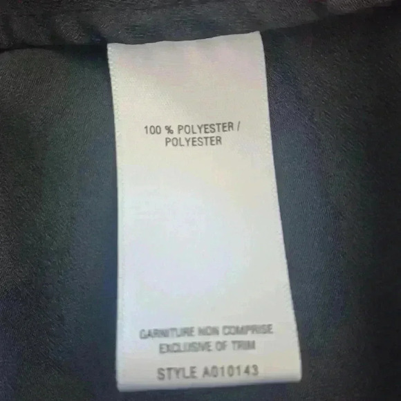 Jacob Women's Medium Sleeveless top button details and  strings capped shoulders - Picture 6 of 7